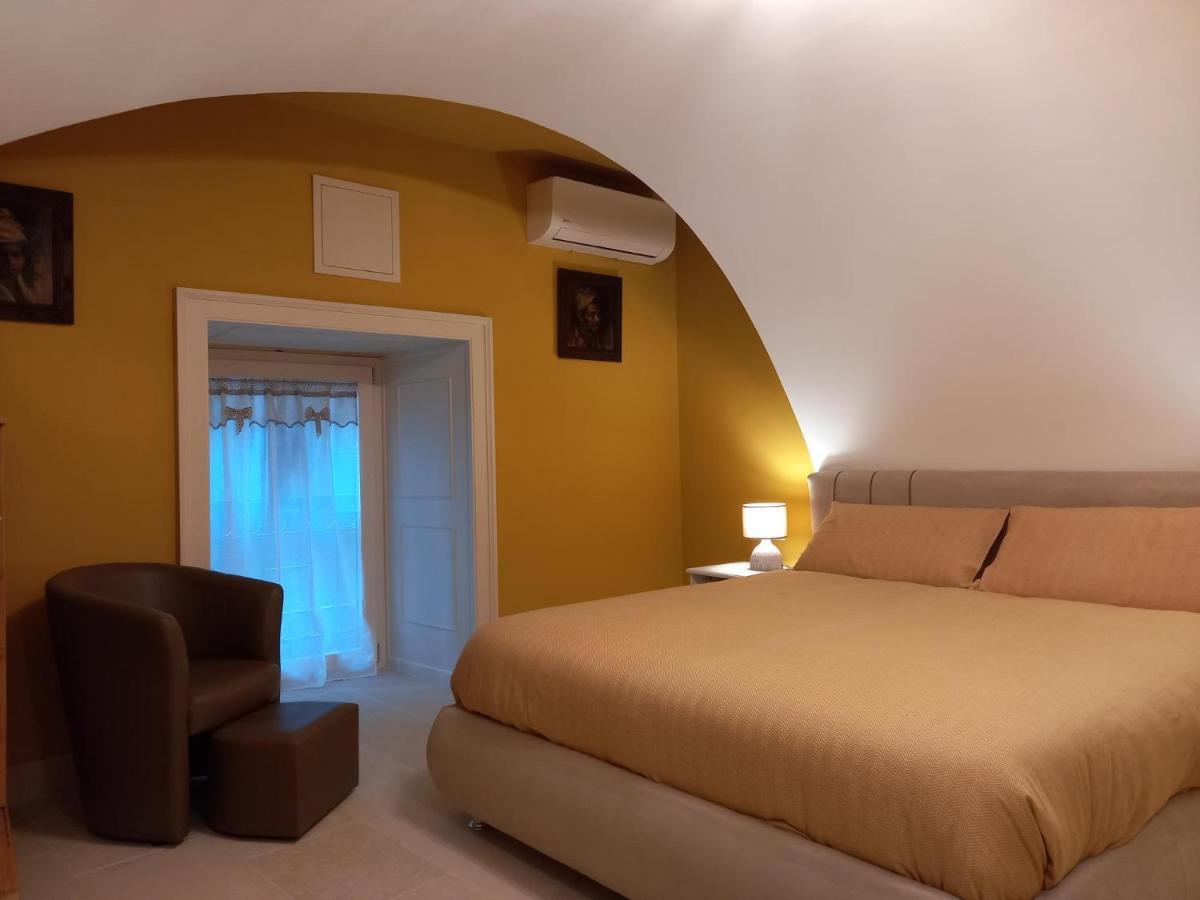 Le Petit Palais - Naples Bed and Breakfast Eksteriør billede