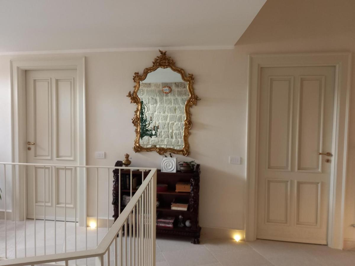 Le Petit Palais - Naples Bed and Breakfast Eksteriør billede